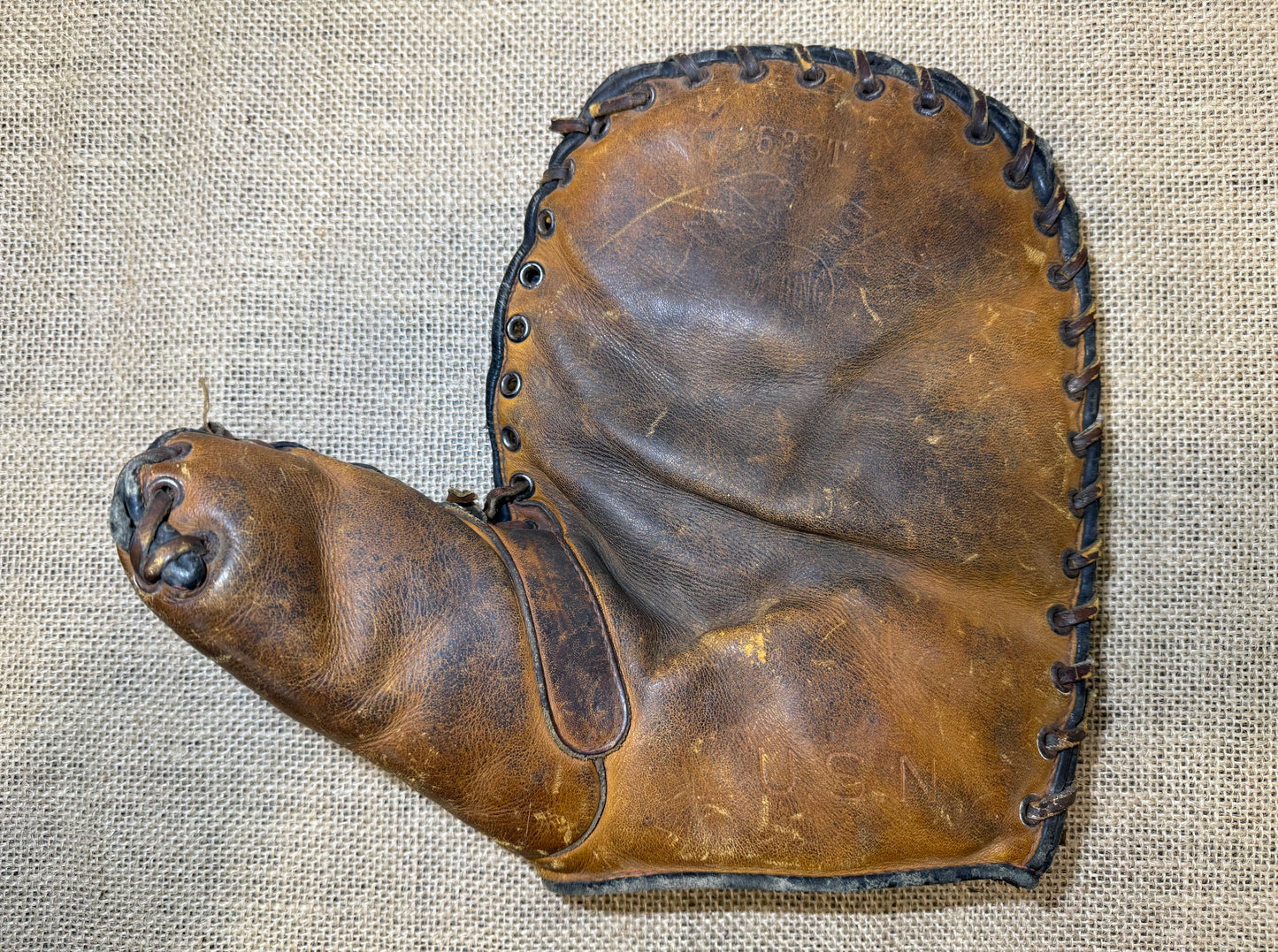 Gant US Baseball Spalding "USN" WW2 (Ref82)