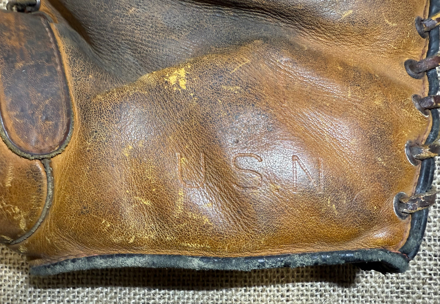 Gant US Baseball Spalding "USN" WW2 (Ref82)