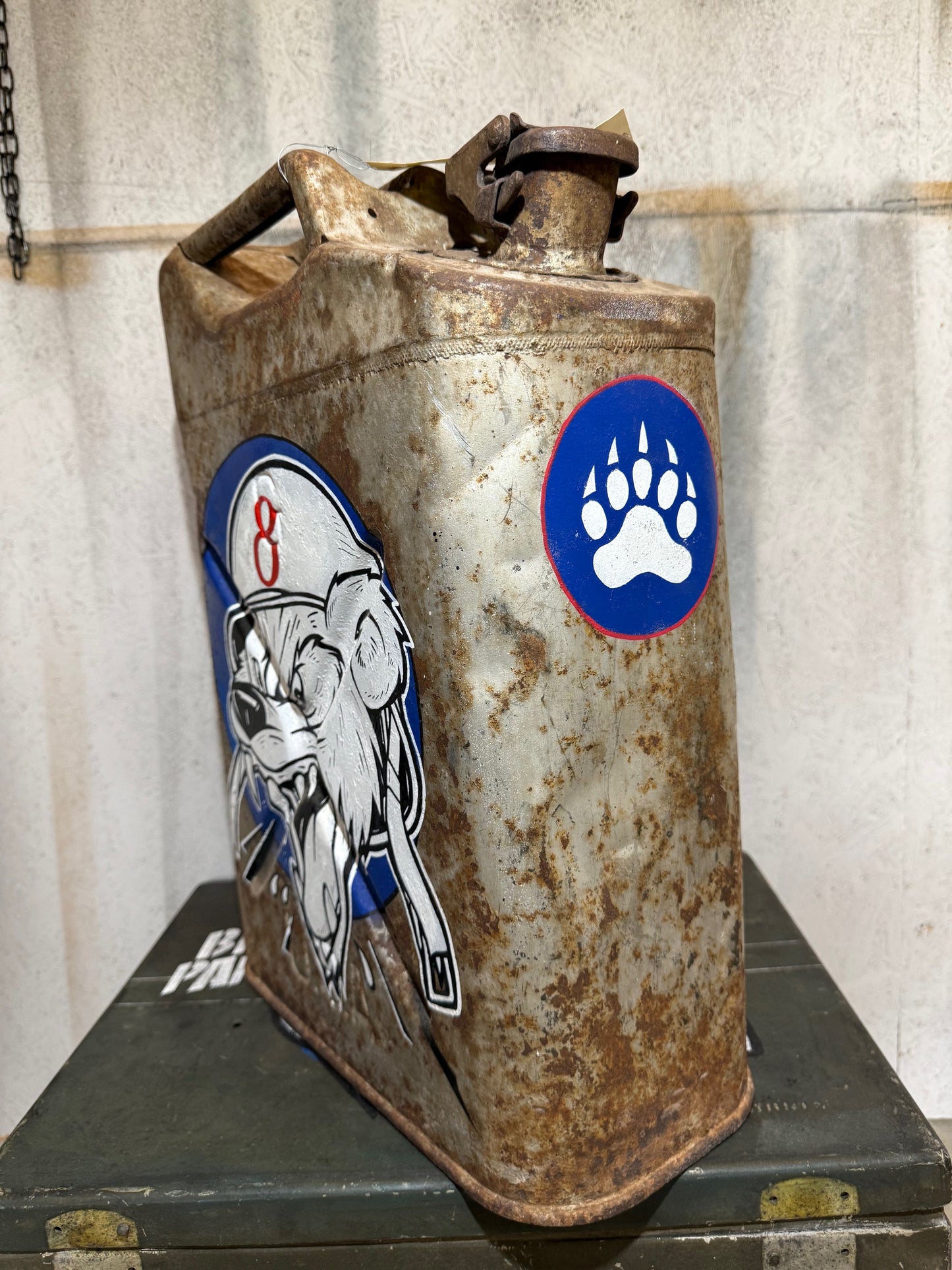 JERRYCAN 8TH DIVISION-GRIZZLY (Fait main)