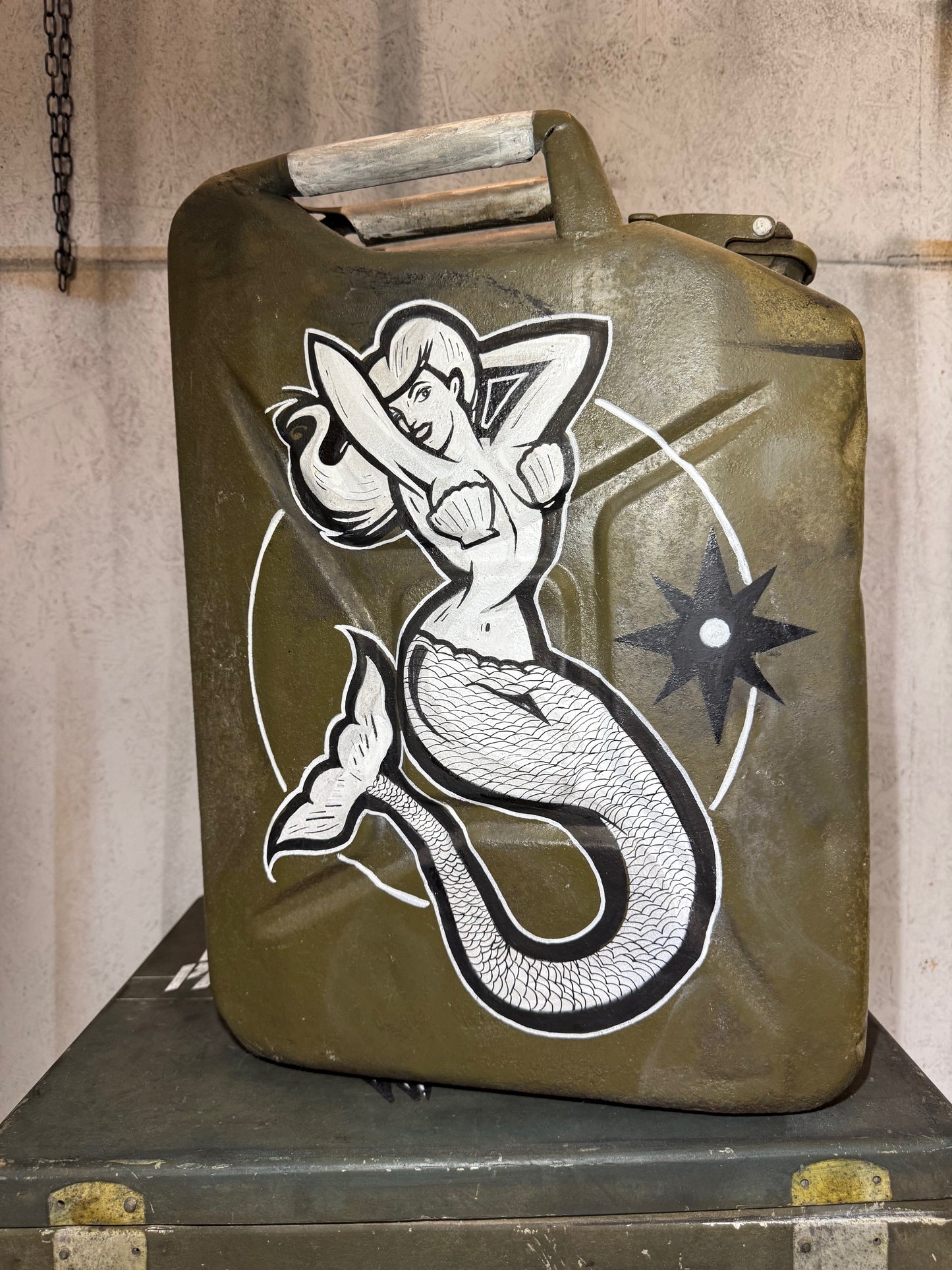 JERRYCAN US NAVY-SIRENE (Fait main)