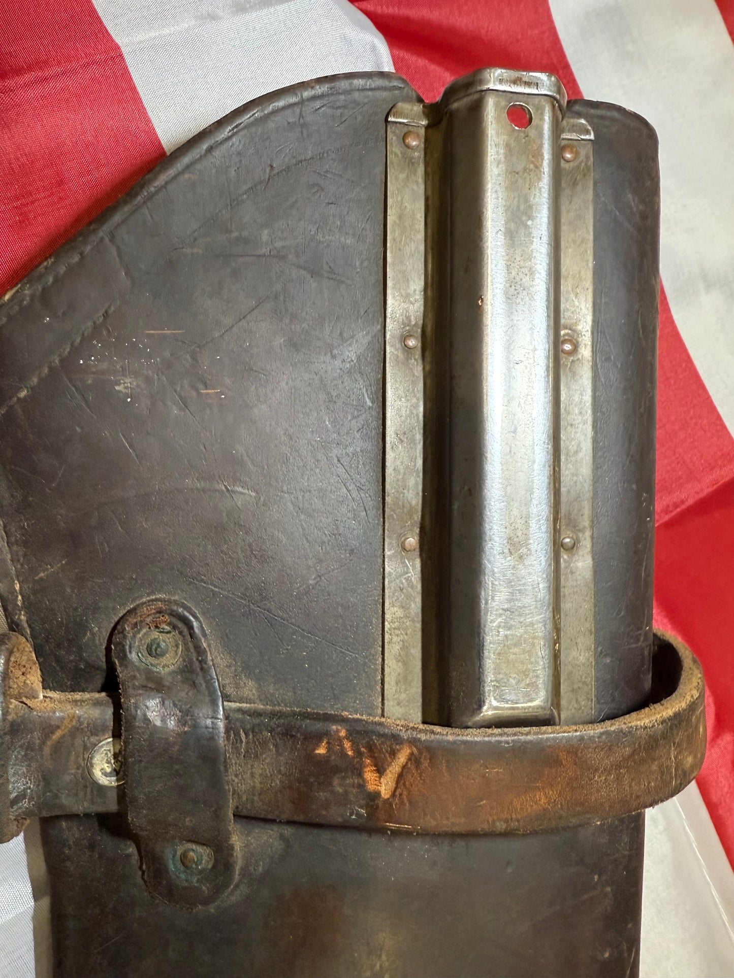 WW2 SCABBARB "US HICKOK 1942"